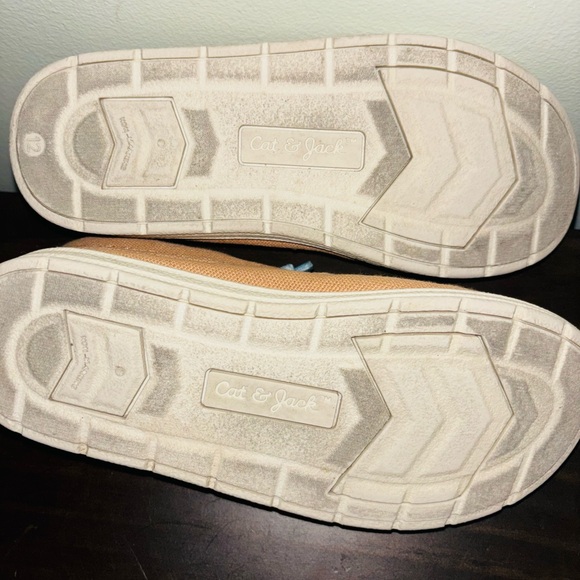 Kids Tan Boat Shoes with Blue Accents - Picture 6 of 6